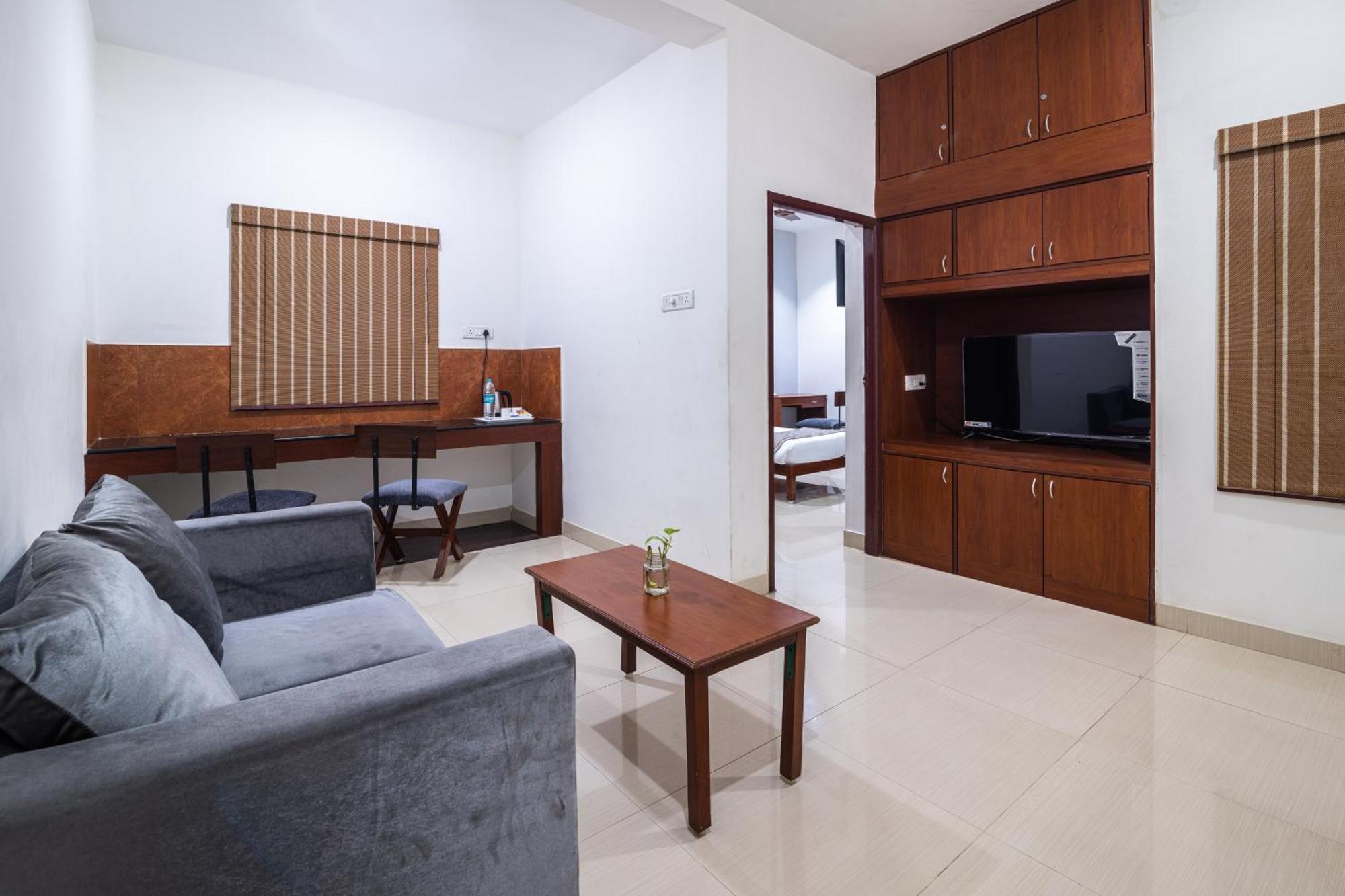 Ashreya Suites Tiruvannāmalai Exterior foto