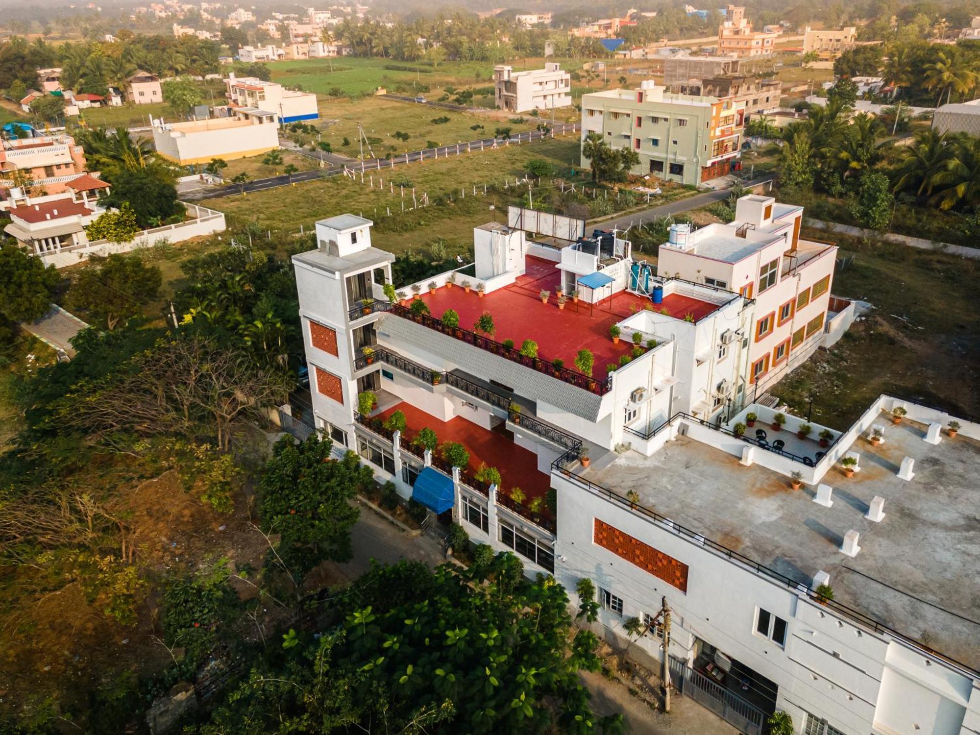 Ashreya Suites Tiruvannāmalai Exterior foto