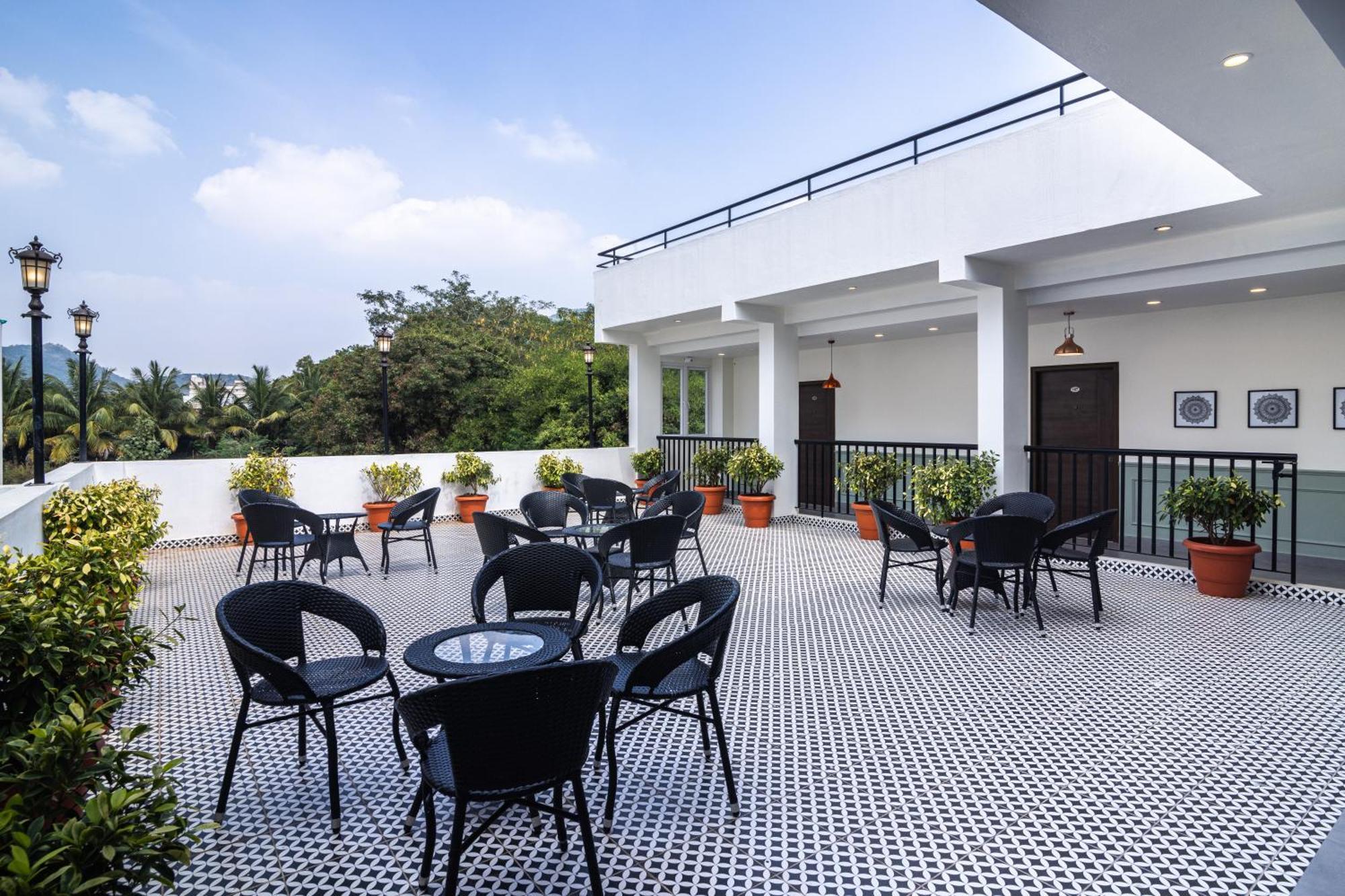Ashreya Suites Tiruvannāmalai Exterior foto