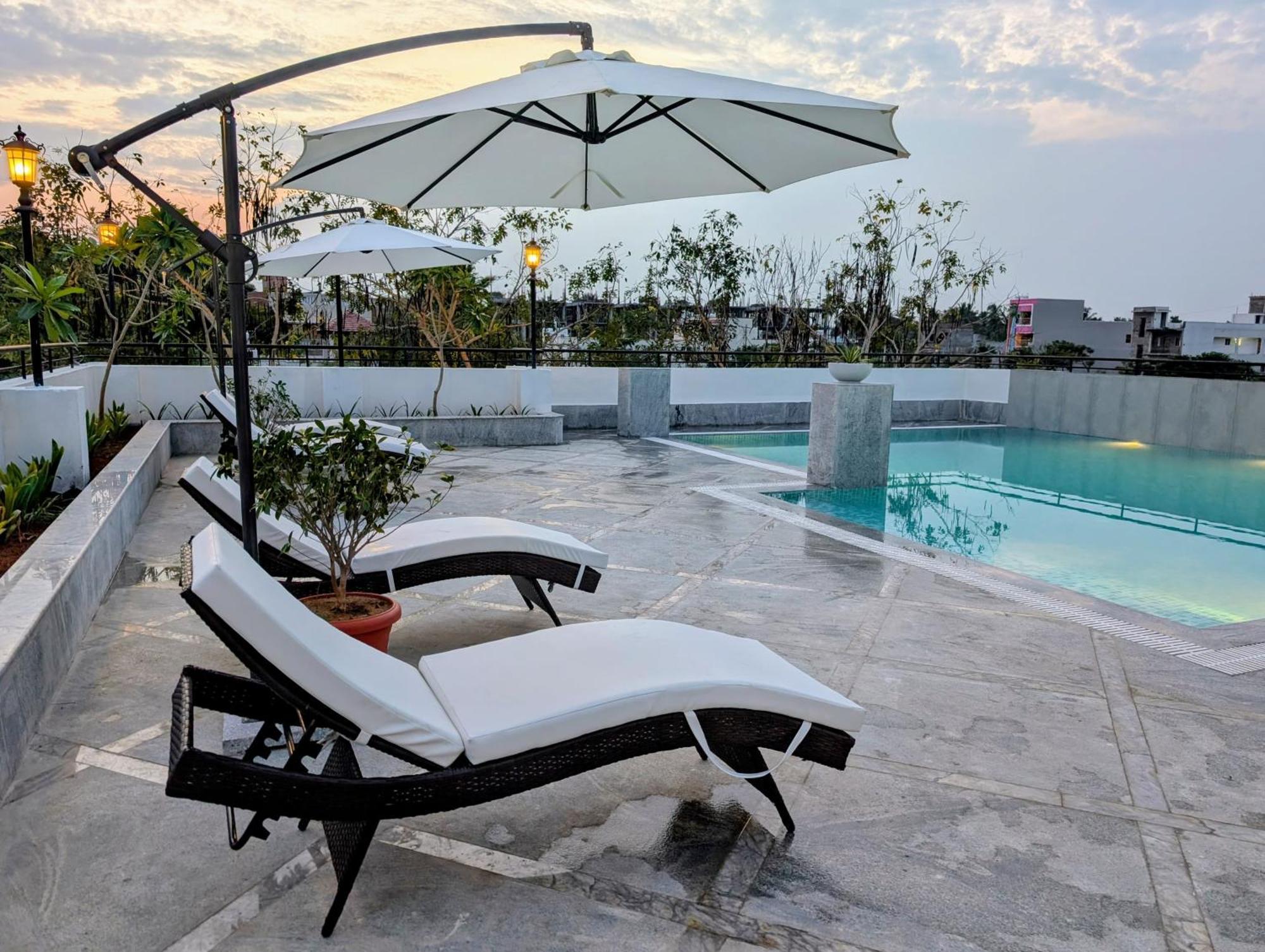 Ashreya Suites Tiruvannāmalai Exterior foto