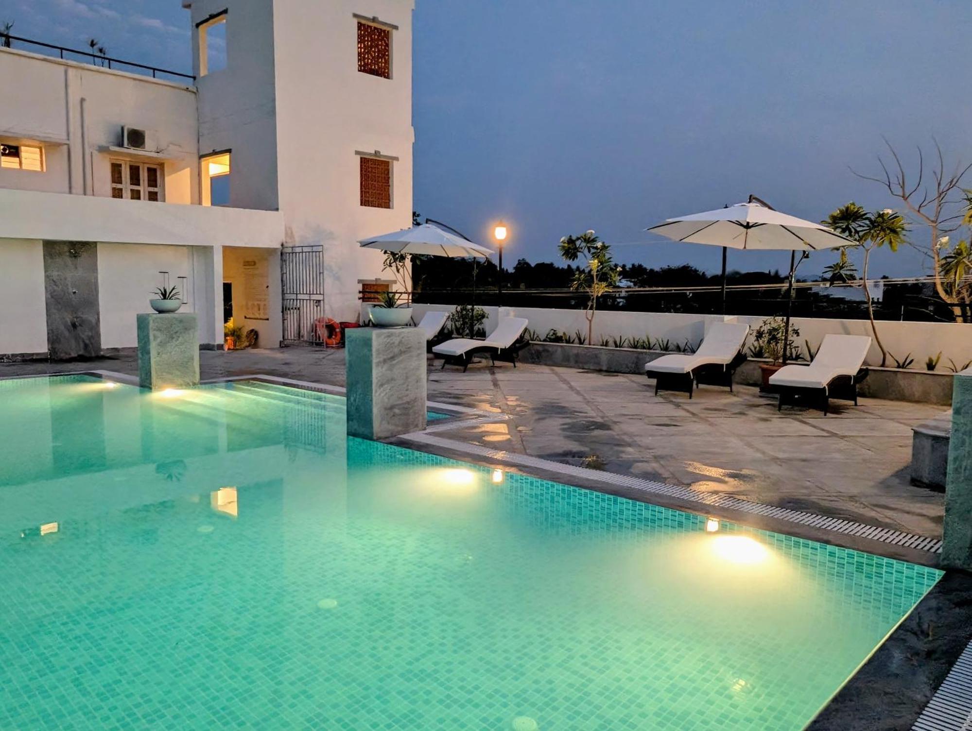 Ashreya Suites Tiruvannāmalai Exterior foto