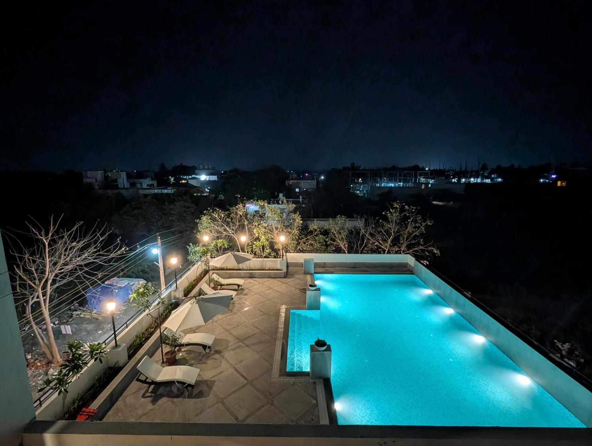 Ashreya Suites Tiruvannāmalai Exterior foto